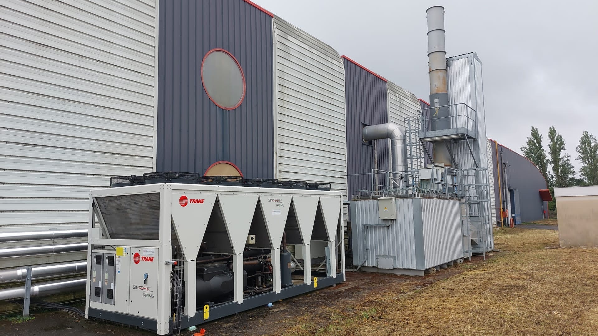 مصرف برق چیلر